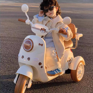 รถมอเตอร์ไซค์ไฟฟ้าสำหรับเด็ก รถสามล้อ ชาร์จไฟได้ พร้อมรีโมทคอนโทรล ของเล่นสำหรับเด็กอายุ 1-3 ปี - Product Image 5