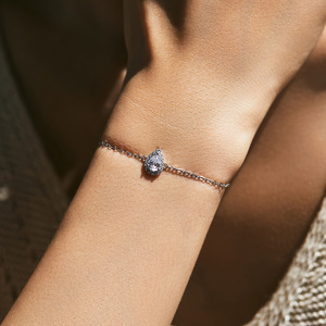 Bracelet en argent sterling 925 avec halo de zircon en forme de larme, élégant et luxueux, chaîne fine réglable, pour femmes modernes et chics, bijoux en argent fin - Product Image 3