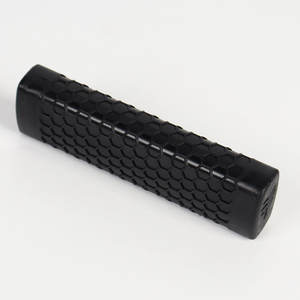 Funda de silicona para mango de utensilios de cocina, antideslizante, resistente al calor, apta para horno, protección para herramientas de cocina - Product Image 1