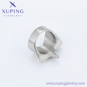 <span class=keywords><strong>Anello</strong></span> XUPING JEWELRY 15870 a Forma di Stella con Motivo Floreale Nero Stile Hip Hop Cool Unisex - Product Image 5