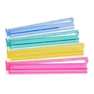 ไม้บรรทัดสำหรับเล่นไพ่นกกระจอกอเมริกันยี่ห้อ Yusheng ขนาด 18 นิ้ว แบบใส สองในหนึ่งเดียว - Product Image 1