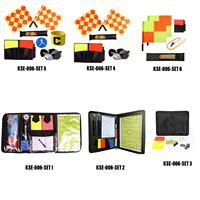 Kit de drapeaux d'arbitre de football professionnel 2 pièces, drapeaux d'arbitre jaunes et rouges imperméables avec sac de transport, cartes d'arbitre, sifflet d'arbitre
