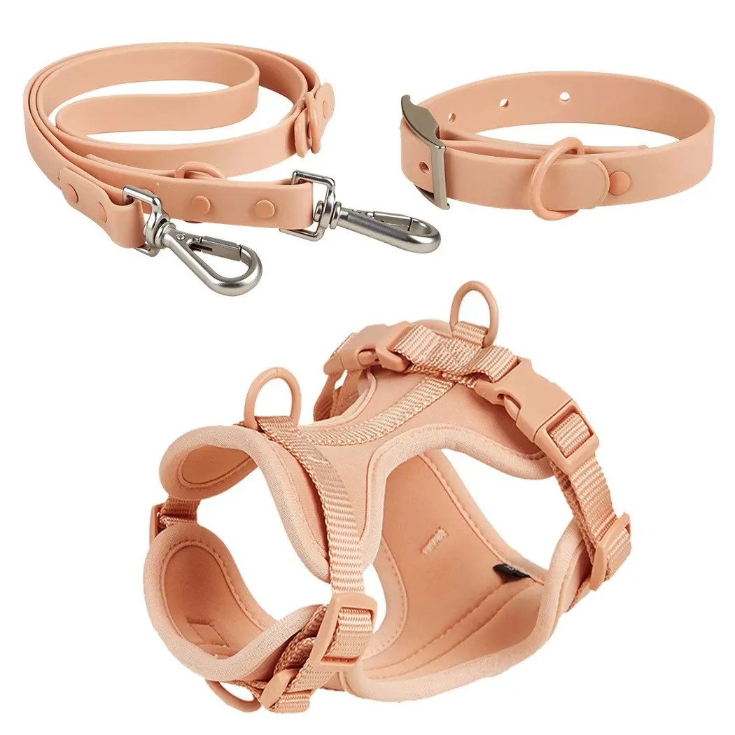 New Médio e Grande Dog Harness Set PVC Dog Rope com Rubber Chest Strap e Luzes para Pet Coleiras