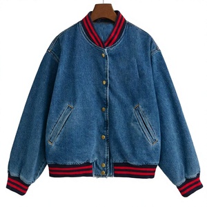 Chaqueta Varsity de Lana Personalizada para Mujer, Estilo Urbano, Resistente al Viento y Antibacteriana, Perfecta para la Universidad - Product Image 1