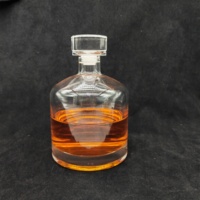 Bouteille en verre transparente personnalisée pour vodka, gin, rhum et whisky, 500 ml, avec logo sur mesure et bouchon scellé – Vente en gros