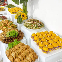 Vente en gros de coffrets en acrylique à 5 faces Buffet blanc Socle de fête de mariage Présentoir à aliments en acrylique Risers pour événements