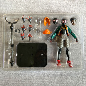 Modellino in PVC di <span class=keywords><strong>Spiderman</strong></span>: Across the Spider-Verse, Action Figure da Collezione di Miles Morales - Product Image 5