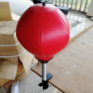 Sac de frappe de bureau anti-stress personnalisé avec pince - Product Image 6