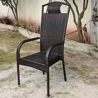 Fauteuil de jardin confortable en rotin PE, empilable, avec structure métallique, chaise en osier pour balcon extérieur et jardin