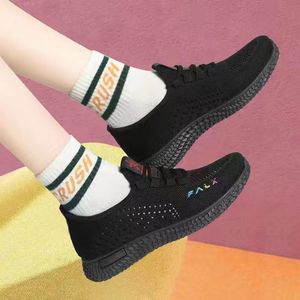 2026 Women's Fly Knit Mesh Sneakers, Old Beijing Hollow Out Breathable Running Shoes, Summer Casual Sport Shoes - Product Image 3