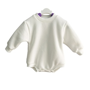 Vêtements pour enfants, vêtements pour bébés, combinaison longue manches pour bébé, automne et hiver, avec ensemble de combinaison en peluche pour la chaleur - Product Image 4