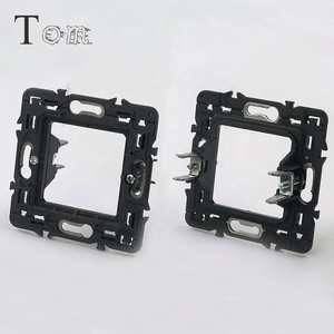 <span class=keywords><strong>Plaque</strong></span> frontale en plastique de type <span class=keywords><strong>Legrand</strong></span> française 80*80, <span class=keywords><strong>plaque</strong></span> frontale de type français, <span class=keywords><strong>plaque</strong></span> frontale réseau 1 port/2 ports - Product Image 2