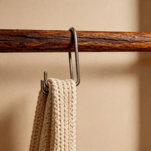 Crochets en acier inoxydable durables au design moderne, gain de place, pour suspendre les serviettes et les vêtements de jardin - Product Image 1