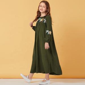 Abiti Casual Musulmani per Bambine con Ricamo Turco Verde a Maniche Lunghe per Abbigliamento Islamico - Product Image 2