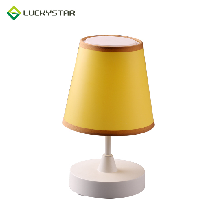 Populaire moderne lampe de lecture de bureau table de gradation tactile led lampe de table