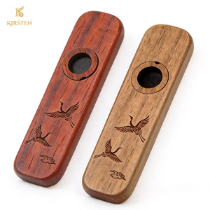 Kazoo Profesional Hecho a Mano <span class=keywords><strong>de</strong></span> la Marca KIRSTEN, Grabado con Láser, Patrón Vintage, Madera <span class=keywords><strong>de</strong></span> Palisandro y Nogal Negro, Modelo KKZ02, Regalo - Product Image 1