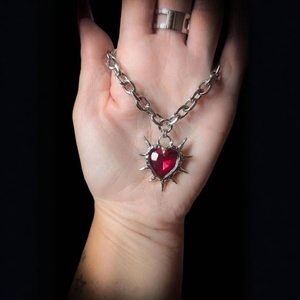 Collier Cœur d'épines, chaîne en alliage, pendentif rouge rubis, bijoux gothiques tendance pour femmes, été 2024 - Product Image 2