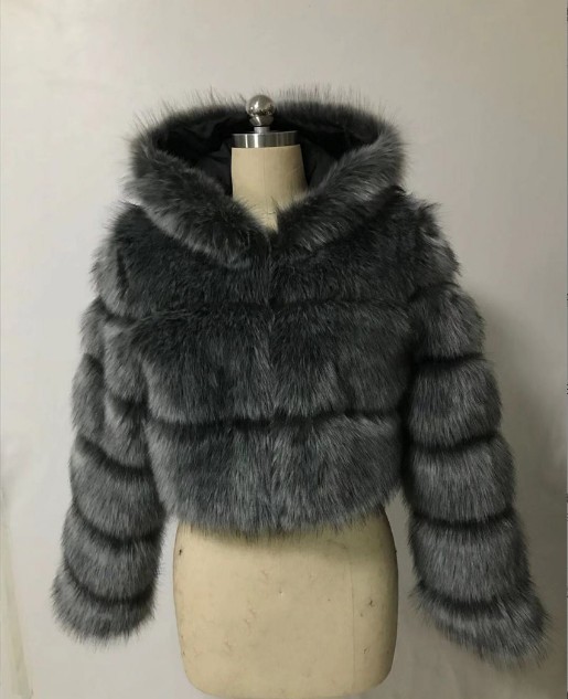 Gris oscuro