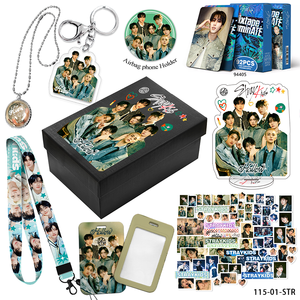 Total Link |   Nouveauté tendance KPOP Stray Kids Coffret cadeau fantaisie Porte-clés en papier Cartes photo Autocollants Nouvel An TWICE - Product Image 2