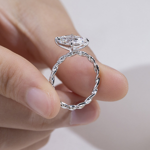 Bague de fiançailles Messi Jewelry MSR-2099 en or 18 carats avec diamant de laboratoire taille radiant - Product Image 4