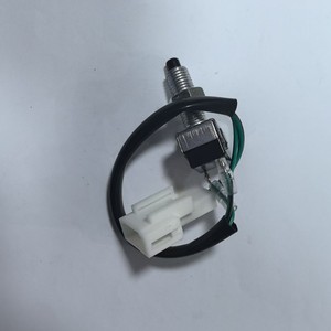 สวิตช์ไฟถอยหลังสำหรับโตโยต้า 84640-37020 84640-37050 ดีซี 12V ตำแหน่งด้านหลัง - Product Image 2