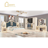 Lit double en bois de luxe avec tête de lit et éclairage, design moderne, très vendu, pour chambre à coucher