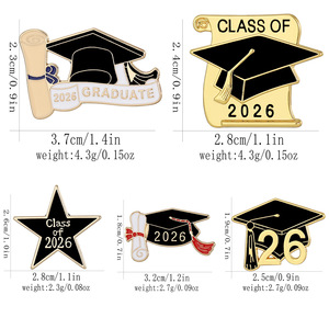 Broche en métal pour casquette de remise de diplôme 2026, accessoires de broche cadeau pour étudiant, conception personnalisée disponible - Product Image 4