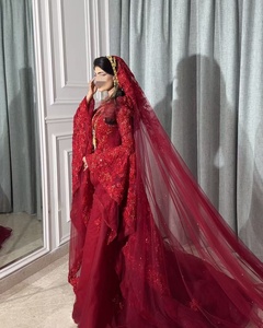 Robes de <span class=keywords><strong>soirée</strong></span> pour femmes en cristal luxueuses de Dubaï à manches longues avec appliques rouges personnalisées et voile - Product Image 3