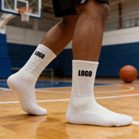 Chaussettes de sport professionnelles OEM personnalisées, adaptées aux hommes et aux femmes, pour toutes les saisons, avec propriétés d'absorption de l'humidité et de évacuation de la transpiration