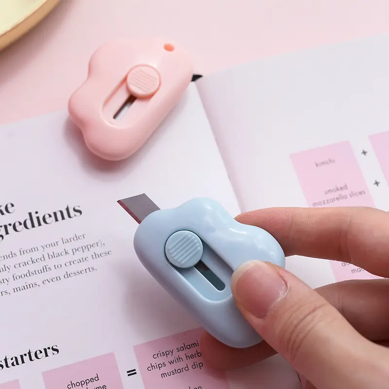 Promotional Plastic Kawaii Cute Cloud Cutter Tool Box Opener Retractable Mini Utility Knife