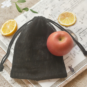 Bolsa de productos de malla de algodón negro de moda para compras y almacenamiento de comestibles - Product Image 1