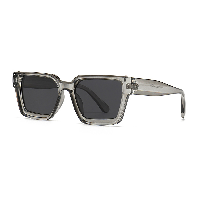 Gray-black gray