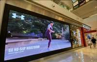 Mur vidéo LED P1.8 intérieur Ultra HD à épissure sans soudure, haute luminosité pour salles de conférence, bureaux, halls d'accueil, centres commerciaux, banques, aéroports