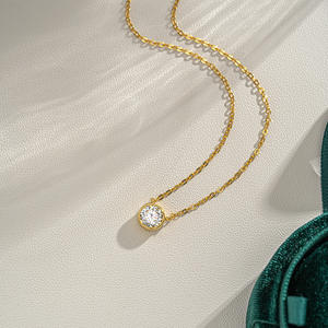Trendy Flying Saucer Design Moissanite Diamante Mulheres Pingente Colar D Cor 0.5 1 quilate 925 Prata Banhado A Ouro Cadeia com Gra - Product Image 2