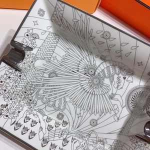 Wholesale Luxury Ceramic Square Cigar <b>Ashtrays</b> for Cigar Lounges - Product Image 2