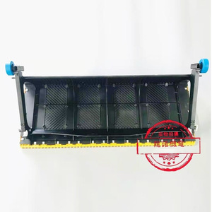 Marches d'escalator Lr1000800K-2 en alliage d'aluminium avec bords jaunes, noir argenté, compatible Toshiba - Product Image 1