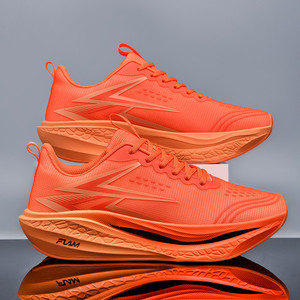 Scarpe da Corsa con Piastra in Carbonio OEM ODM, Traspiranti, Leggere, Ammortizzanti, per l'Estate - Product Image 2