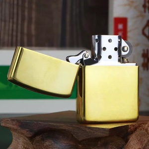 Briquet à cigares en laiton personnalisé avec logo, écologique, durable, rechargeable, design moderne, pour cadeaux d'entreprise, vente en gros - Product Image 2