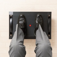 Wellshow Sport Repose-pieds de bureau réglable Repose-pieds pour le dessous du bureau Réglage réglable de l'angle d'inclinaison pour la maison