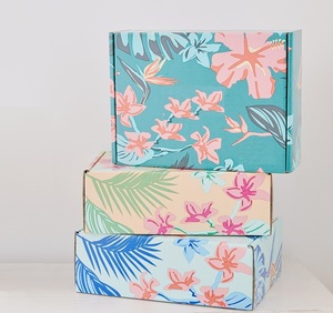 Caja de Envío de Cartón Corrugado con Logotipo Personalizado para Perfumes, Embalaje de Papel para Envíos Postales, Caja de Regalo Blanca para Fundas de Teléfono - Product Image 1