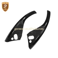 Kit de carrosserie en fibre de carbone sèche style OEM pour Ferrari 812 Jupes latérales d'angle d'enveloppement avant Aile de toit Couvre-feu arrière Diffuseur Bodykit