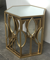 Tables Console modernes et élégantes à cadre en métal doré Décor de feuilles Nidification pour le salon Maison Bar pour hôtels Meubles élégants