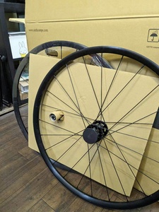 سبيكة جدار مزدوج <span class=keywords><strong>700c</strong></span> للطريق 20/24 ساعة بولسو 11s محور أندرويزد أسود - Product Image 5