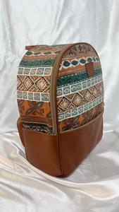 Bolso Tipo Bp con Estampado Tan - Product Image 3