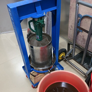Presse manuelle commerciale 18L pour marc de vin, légumes, résidus d'huile, raisins et grenades - Product Image 3