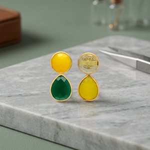 Pendientes de latón hechos a mano con gemas, chapados en oro, estilo étnico bohemio. - Product Image 3