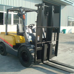 Heavy-Duty 3 Ton Diesel <b>Engine</b> Gasoline LPG Forklift for Industrial Warehousing - Product Image 2