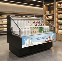 Réfrigérateur commercial à façade ouverte pour la présentation de produits laitiers, de yaourts et de boissons (+2 à +8°C) pour supermarchés et magasins d'alimentation