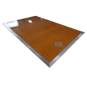 Piste de danse en aluminium argenté Piste de danse mobile durable pour événements - Product Image 1