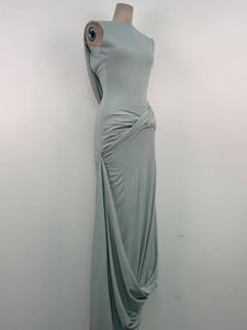 Abito da sera vietnamita dal design unico, con schiena scoperta e taglio irregolare, elegante e avvolgente, abito lungo da donna. - Product Image 5